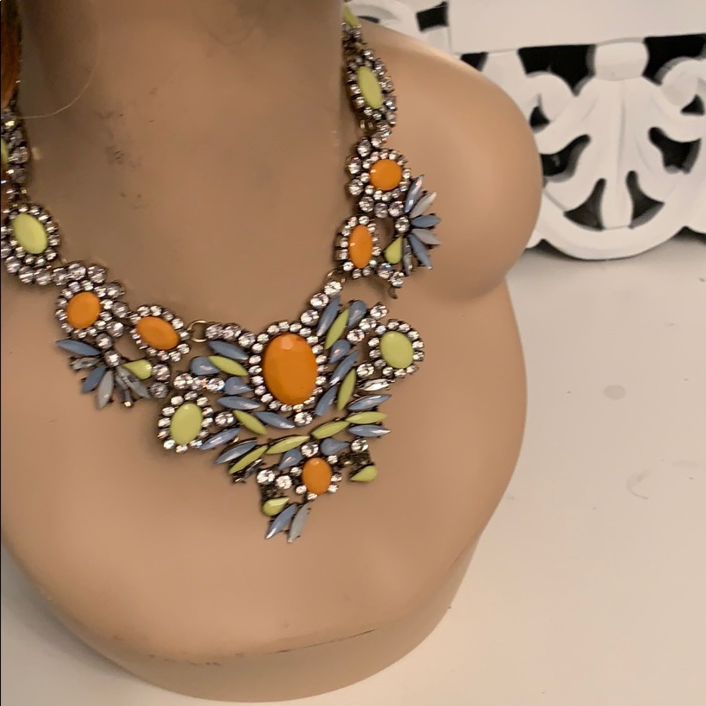 Gorgeous necklace